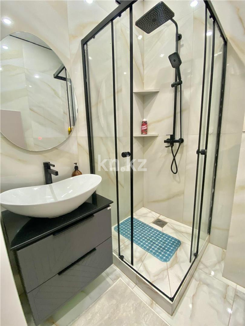 Продажа 3-комнатной квартиры, 103 м², ул. Момышулы в Караганде - фото 15