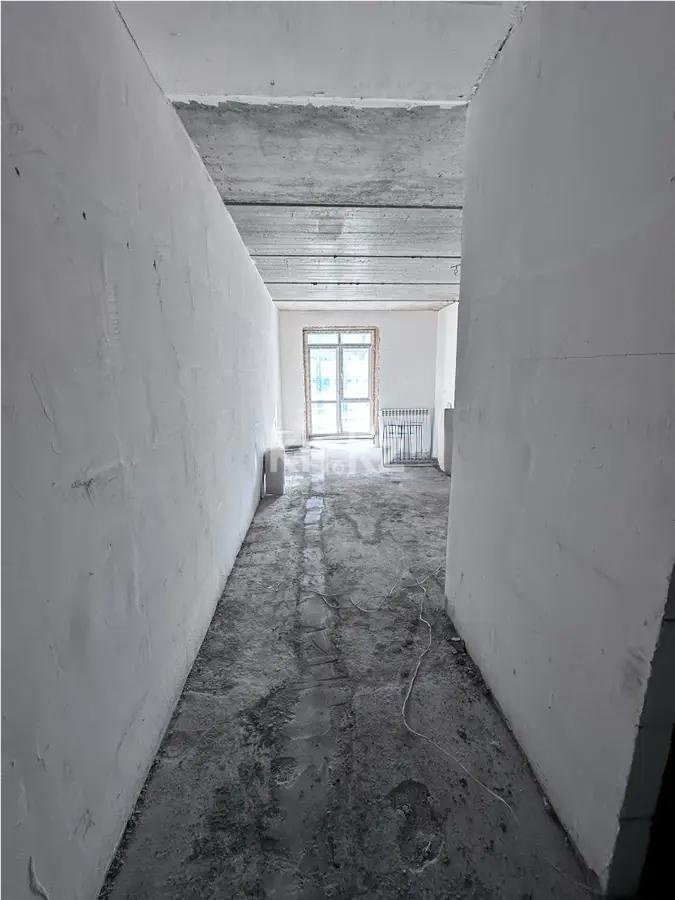 Продажа 1-комнатной квартиры, 33 м², пр. Аль-Фараби, дом  76 в Астане