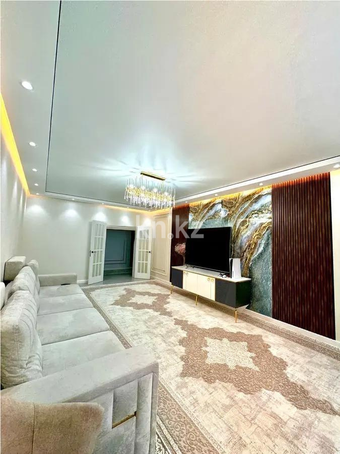 Продажа 3-комнатной квартиры, 111 м², пр. Абая, дом  165/1 в Алматы