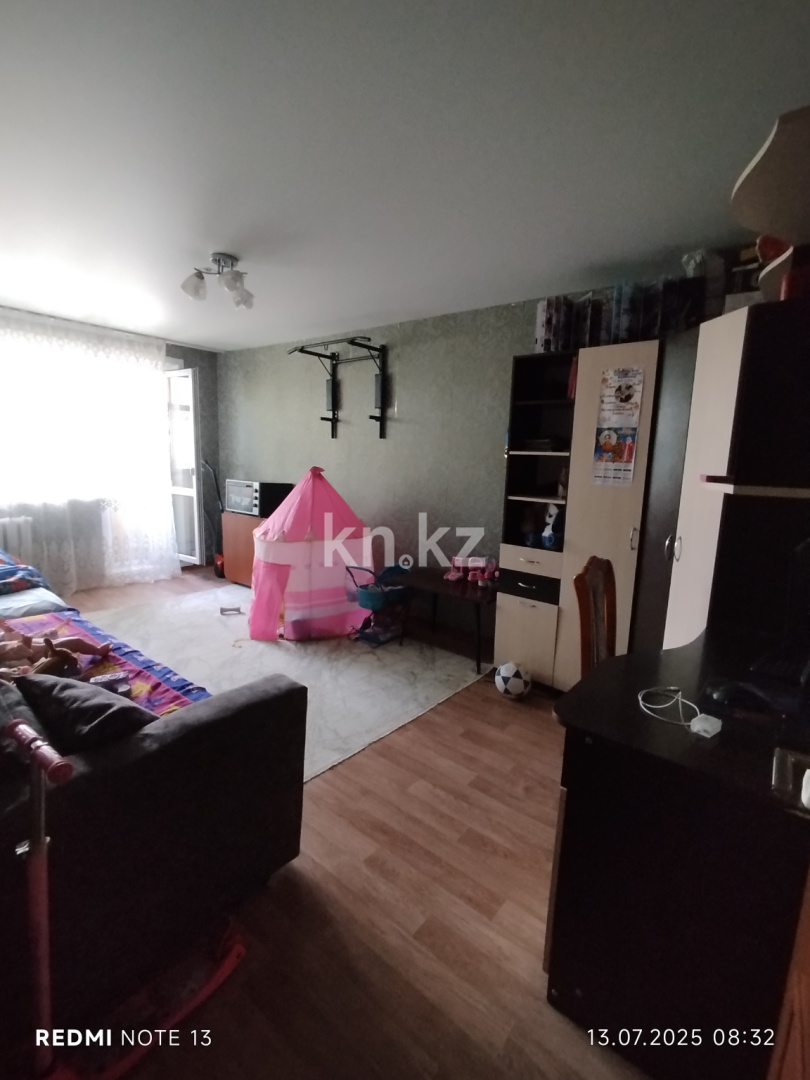 Продажа 3-комнатной квартиры, 62 м², 15 мкр., дом  18 в Караганде - фото 7