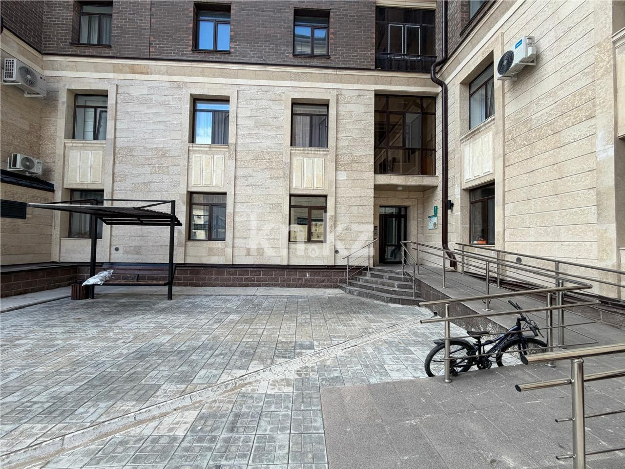 Продажа 4-комнатной квартиры, 118 м² в Караганде - фото 6