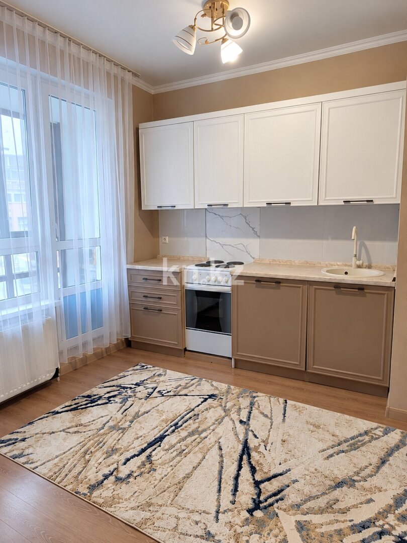 Аренда 1-комнатной квартиры, 35 м² в Астане