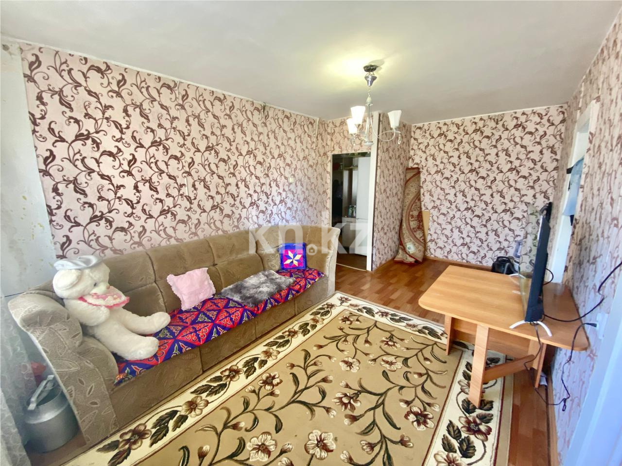 Продажа 3-комнатной квартиры, 46 м², 17 мкр., дом  35 в Караганде - фото 5