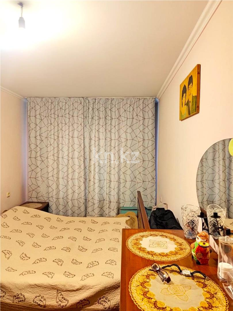 Продажа 4-комнатной квартиры, 59 м², мкр-н 23 в Караганде - фото 6