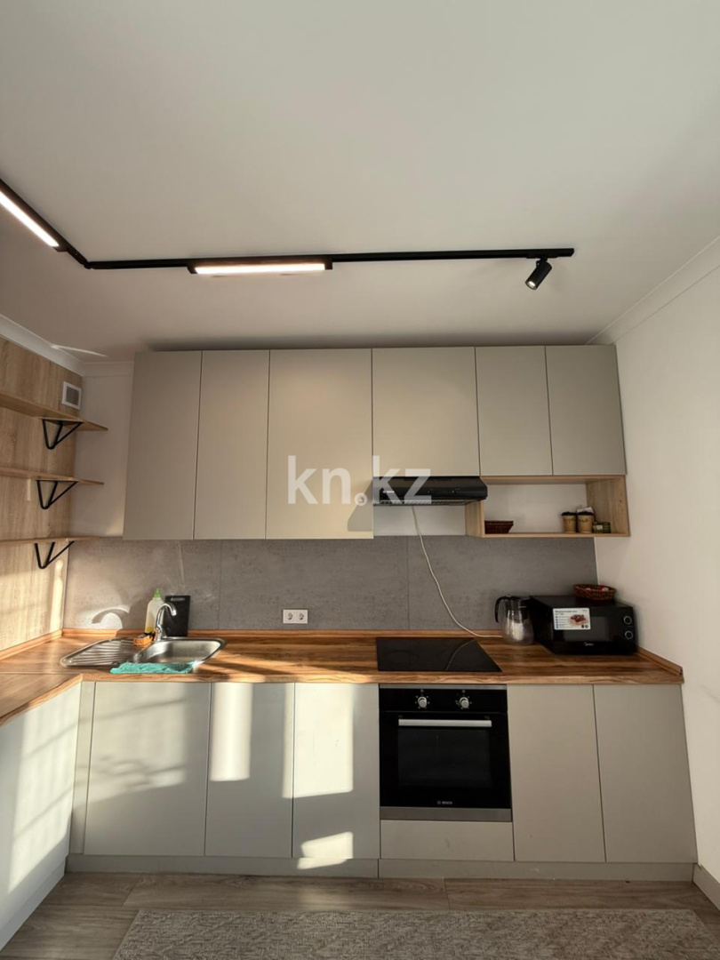 Аренда 2-комнатной квартиры, 80 м², мкр-н Коктем-3, дом  24 - бул. Бухар Жырау в Алматы - фото 7