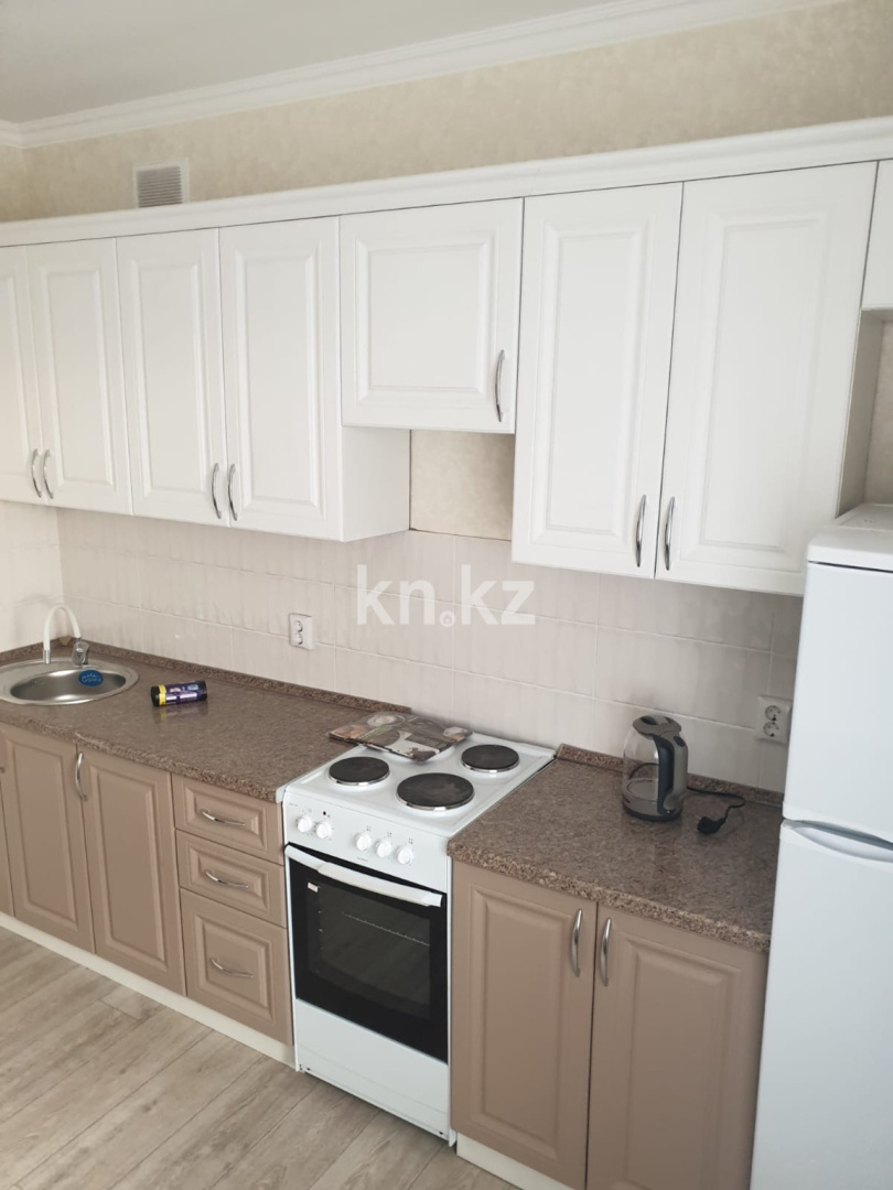 Аренда 1-комнатной квартиры, 46 м² в Астане