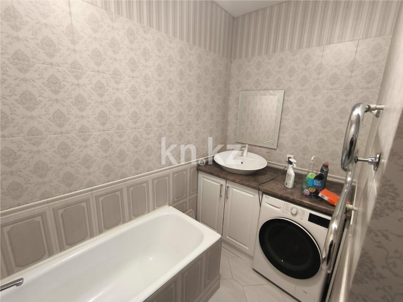 Продажа 2-комнатной квартиры, 65 м² в Астане - фото 12