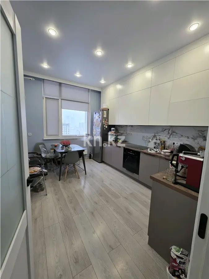 Продажа 3-комнатной квартиры, 83 м², ул. Кумисбекова, дом  2 в Астане - фото 3
