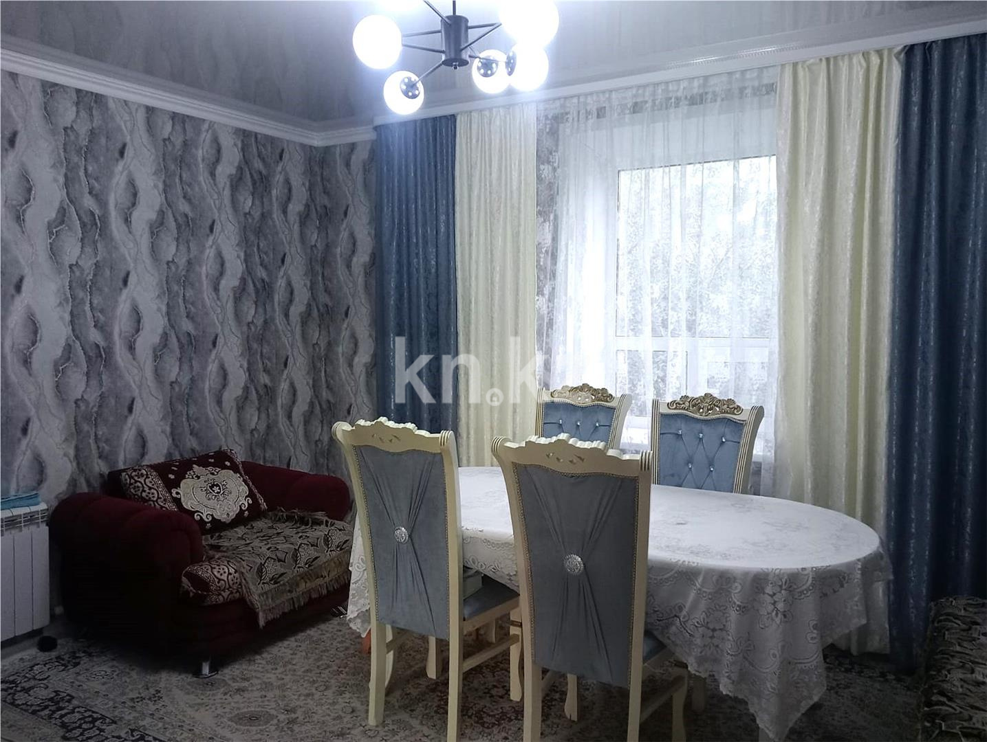 Продажа 4-комнатного дома, 51.3 м², Орталык в Абае
