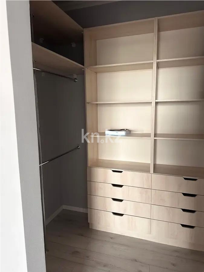 Продажа 3-комнатной квартиры, 79 м², пр. Строителей, дом  33/4 в Караганде - фото 9