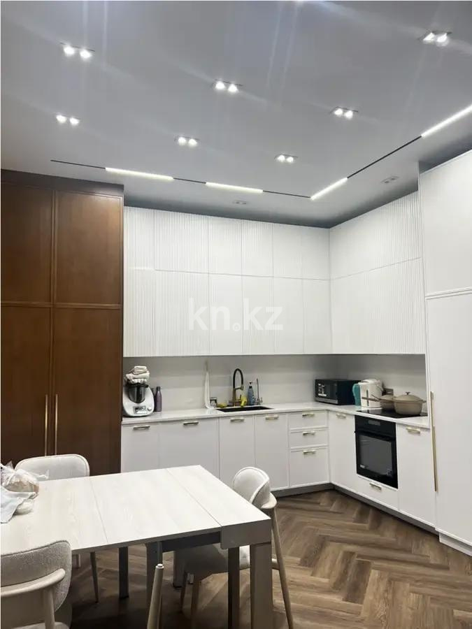 Продажа 4-комнатной квартиры, 131 м², ул. Толе би, дом  52 в Астане - фото 2