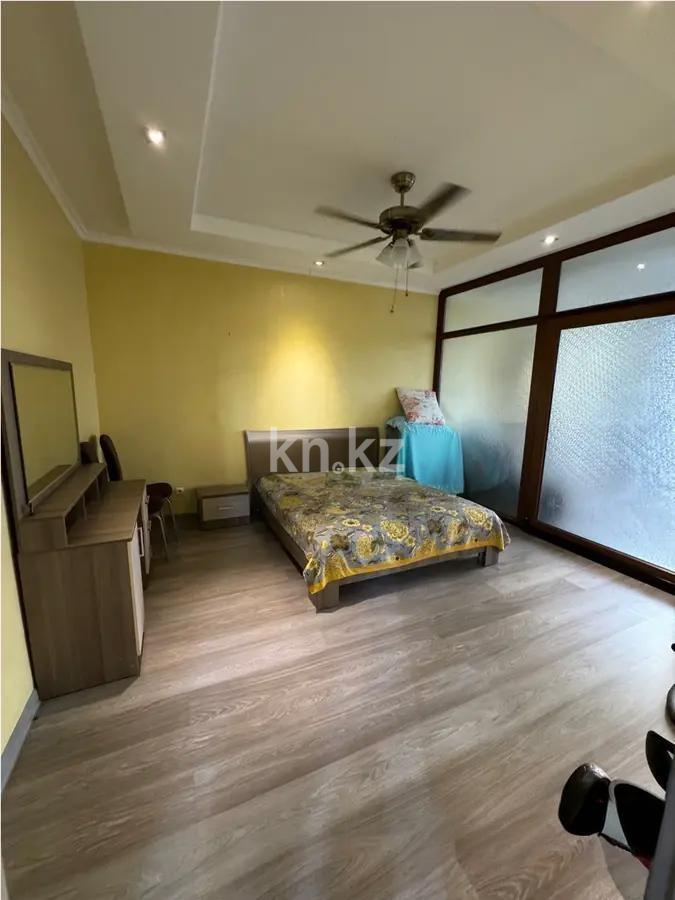 Продажа 1-комнатной квартиры, 70.4 м², ул. Жуалы, дом  10 в Алматы