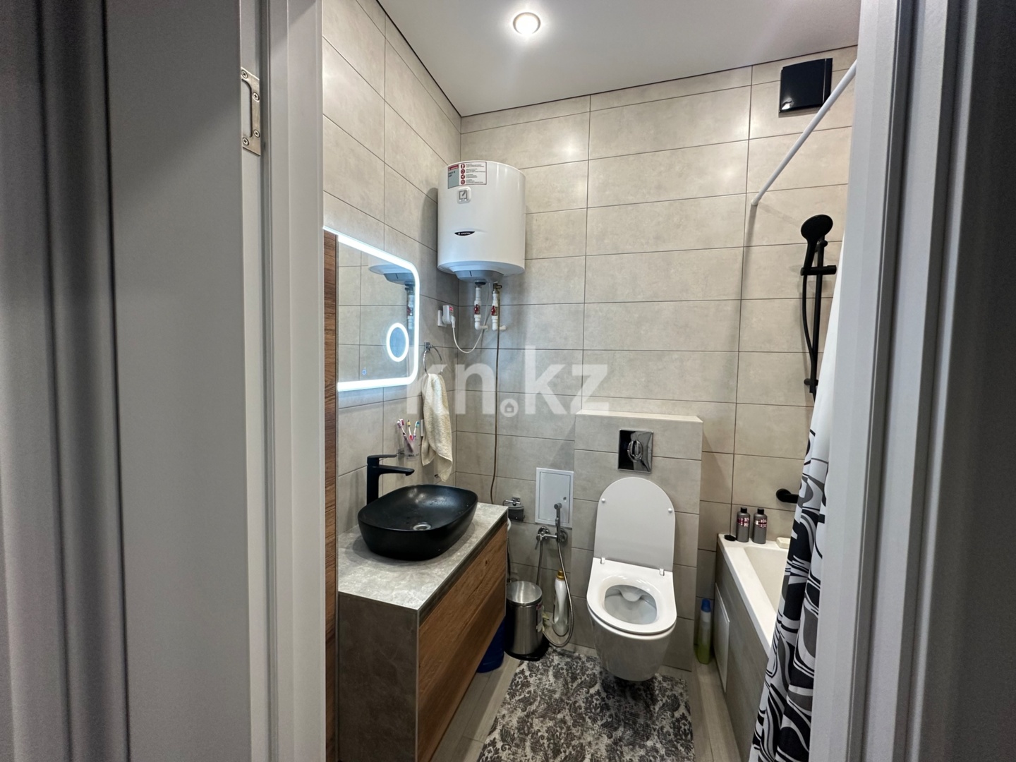 Продажа 2-комнатной квартиры, 62.7 м² в Караганде - фото 9