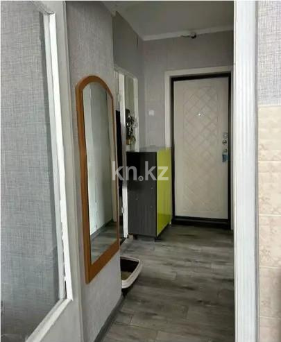 Продажа 1-комнатной квартиры, 40 м², мкр-н Голубые Пруды, дом  7 в Караганде - фото 3