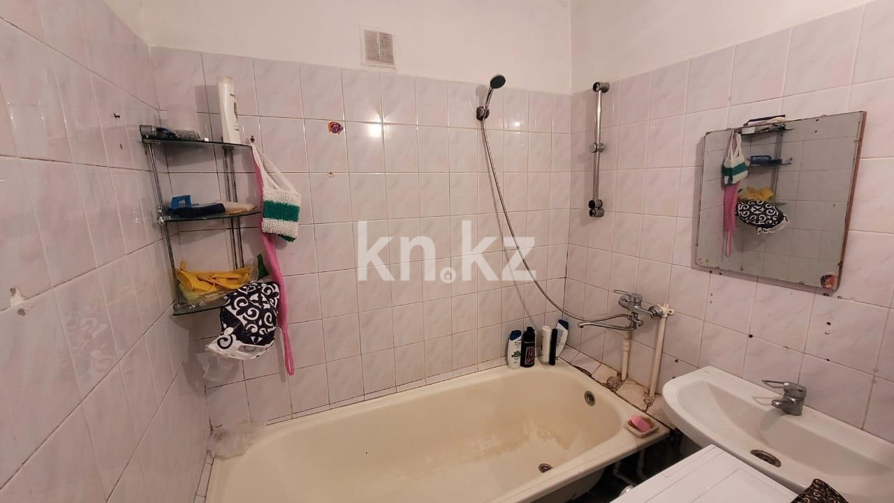 Продажа 4-комнатной квартиры, 87 м², ул. Академическая в Караганде - фото 10