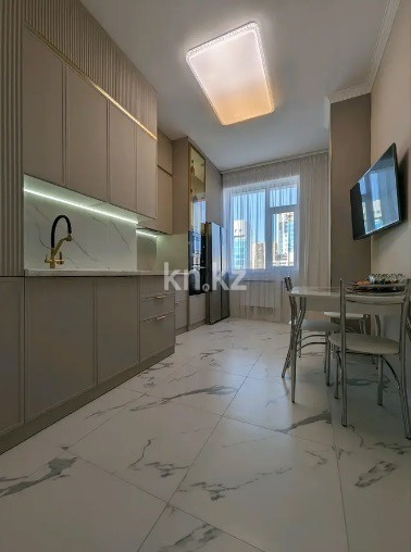 Продажа 2-комнатной квартиры, 82 м² в Астане - фото 3