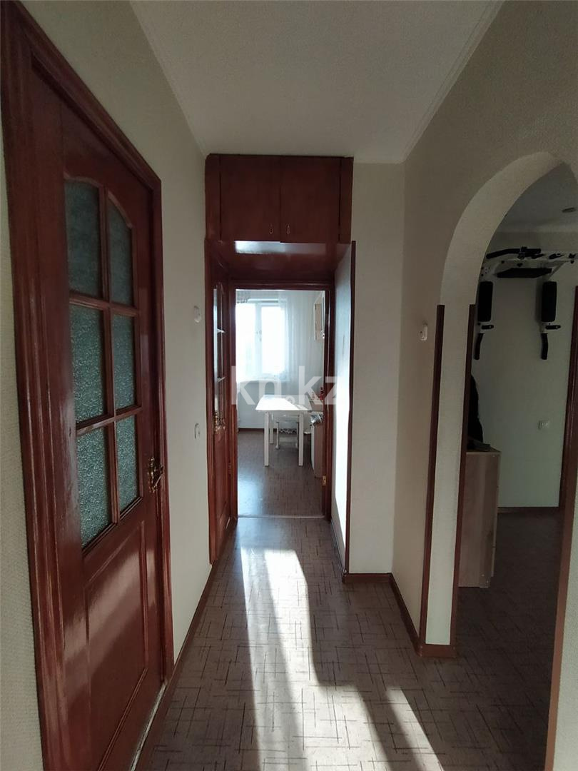 Продажа 3-комнатной квартиры, 64 м², мкр-н Гульдер-1 в Караганде - фото 14