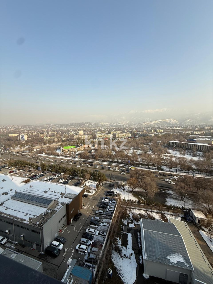 Аренда 3-комнатной квартиры посуточно, 79 м² в Алматы - фото 14