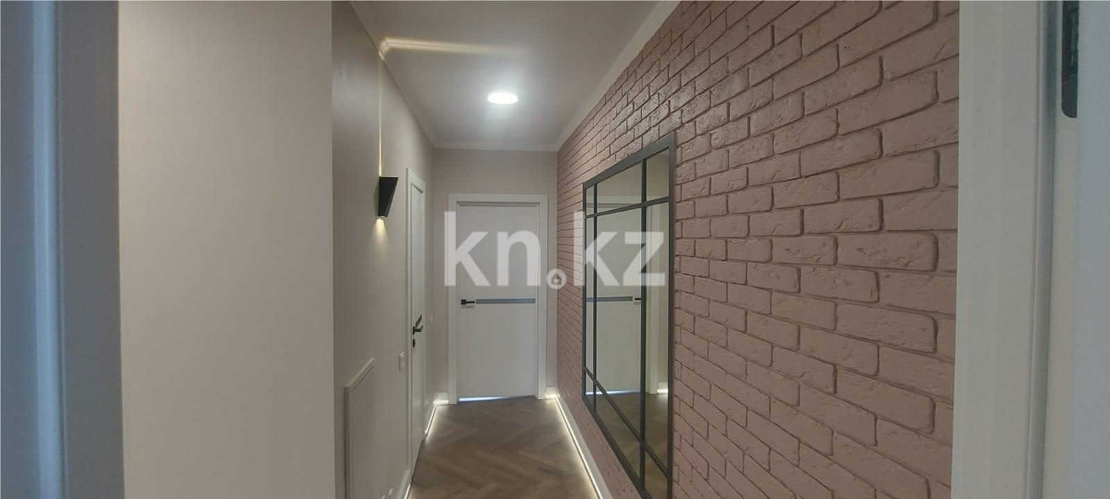 Продажа 3-комнатной квартиры, 61.7 м², ул. Тархана в Астане - фото 12