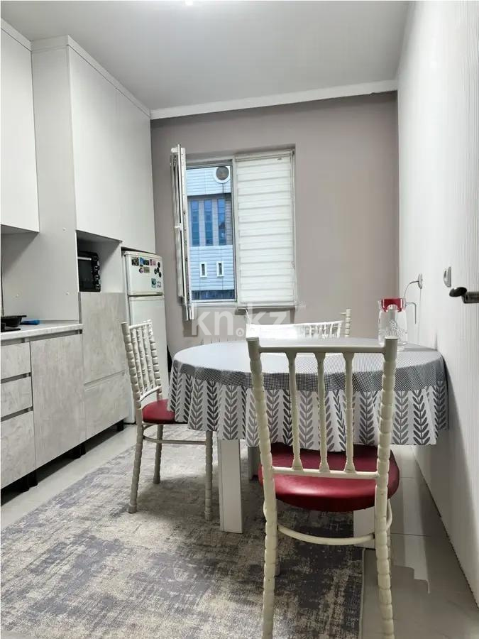 Продажа 2-комнатной квартиры, 69.8 м² в Алматы - фото 3
