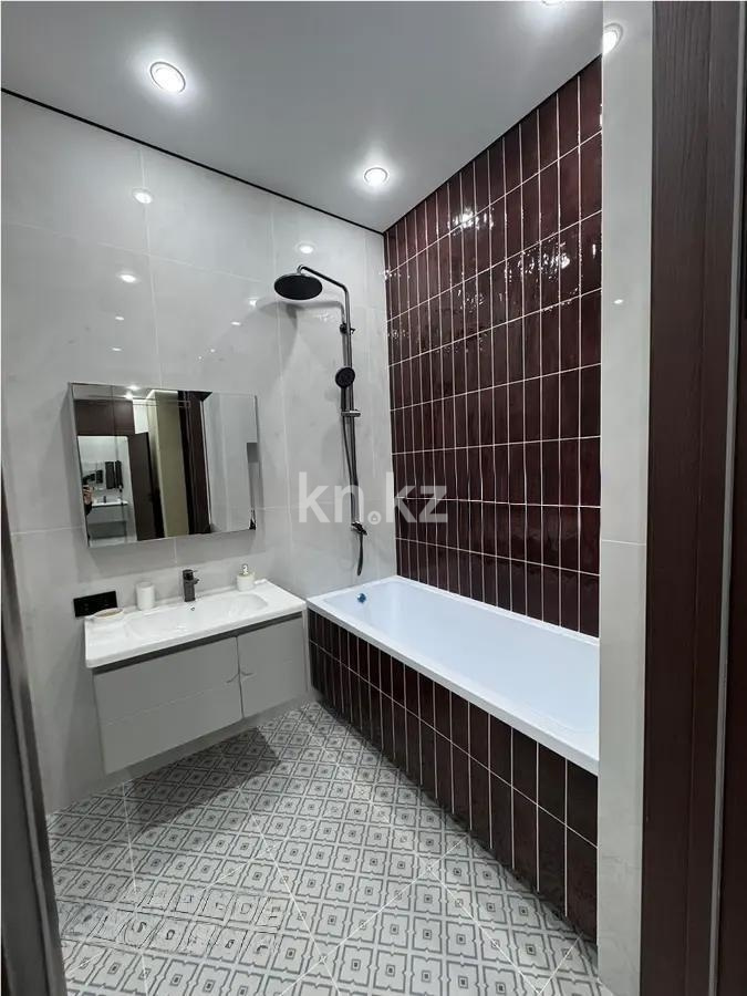 Продажа 2-комнатной квартиры, 40.5 м² в Алматы - фото 4