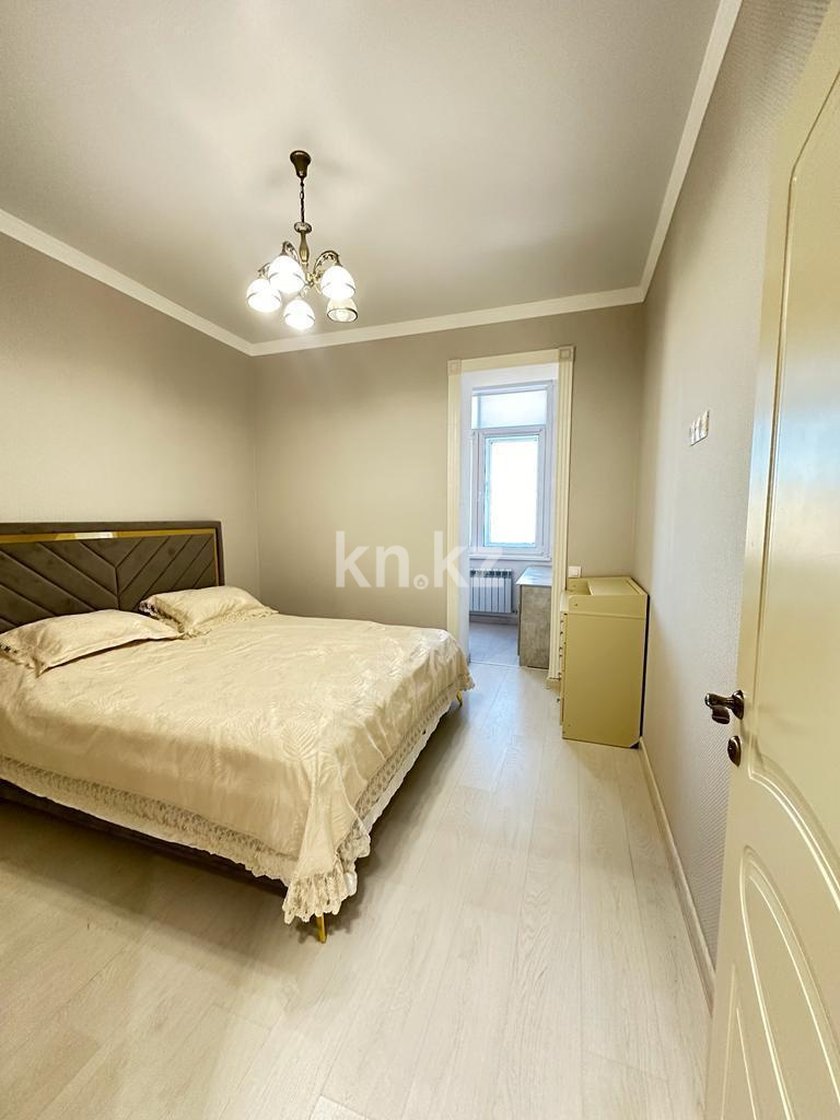 Аренда 3-комнатной квартиры, 110 м², ул. Бокейхана, дом  27 в Астане - фото 8