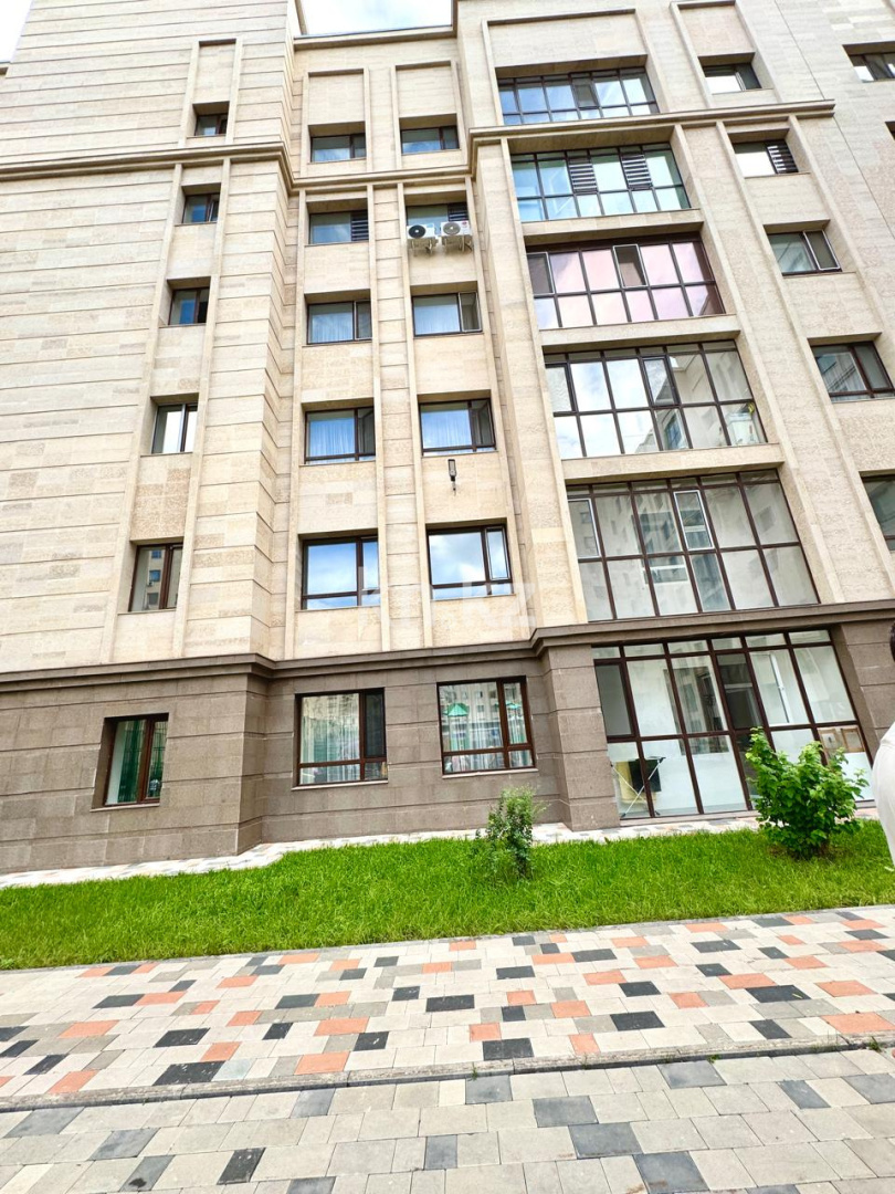 Продажа 2-комнатной квартиры, 60 м², ул. Райымбек батыра, дом  54 в Астане - фото 20