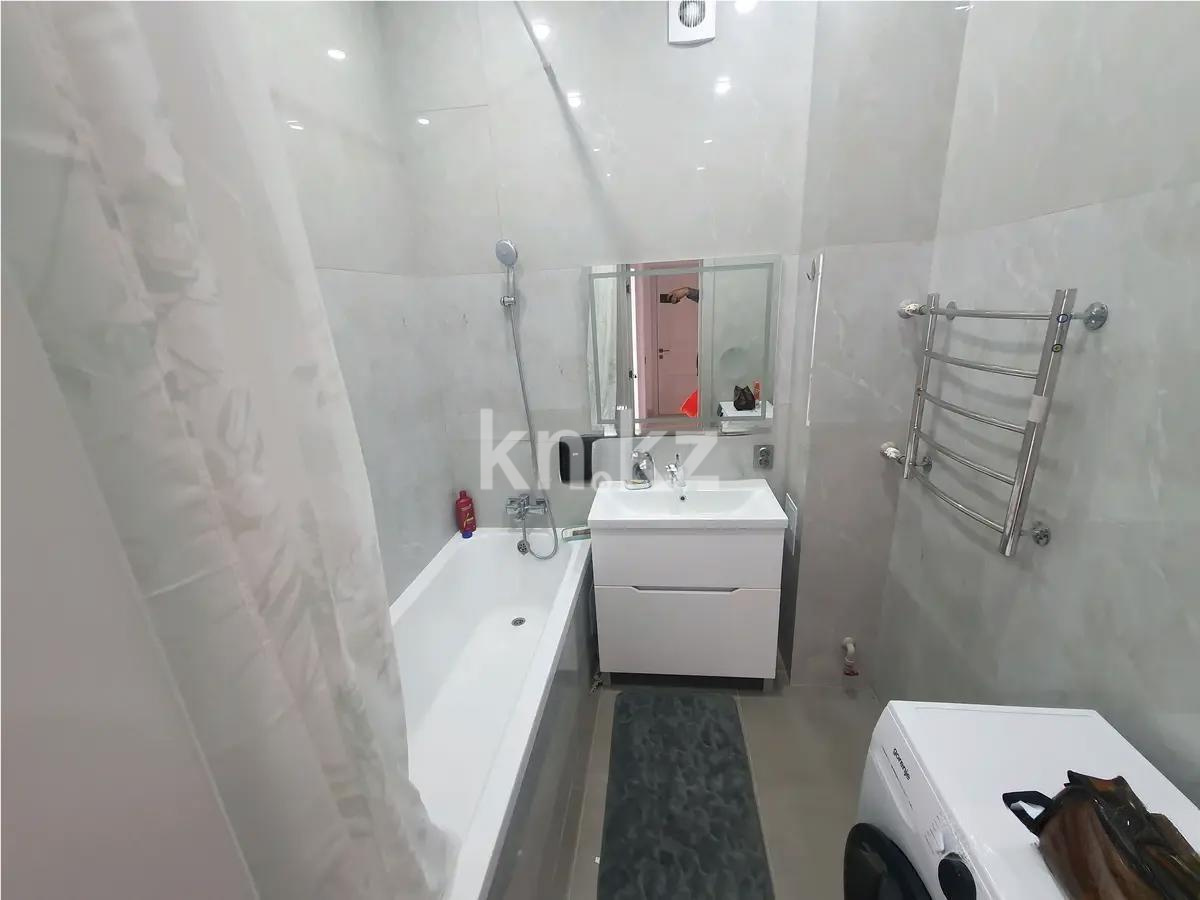 Продажа 3-комнатной квартиры, 75 м², ул. Токпанова, дом  22 в Астане - фото 5