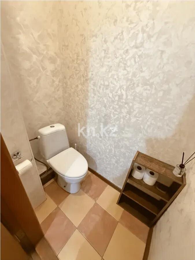 Продажа 2-комнатной квартиры, 63.9 м² в Алматы - фото 4