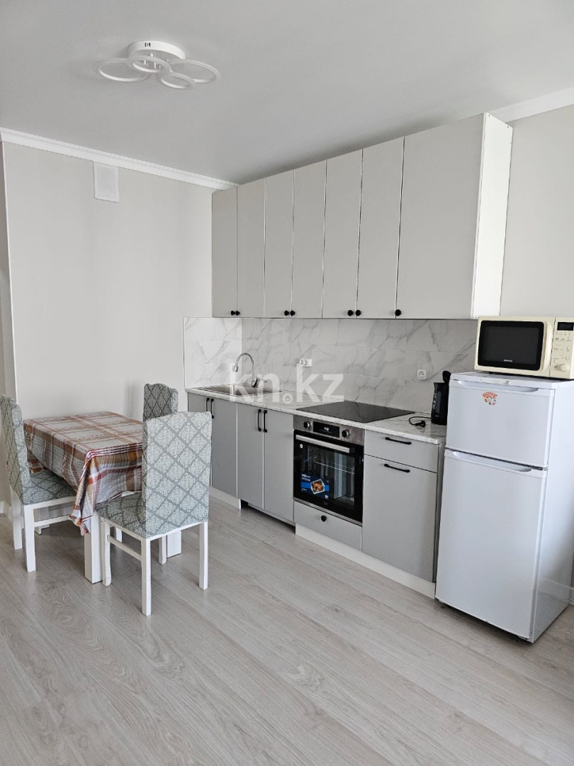 Аренда 2-комнатной квартиры, 55 м² в Астане