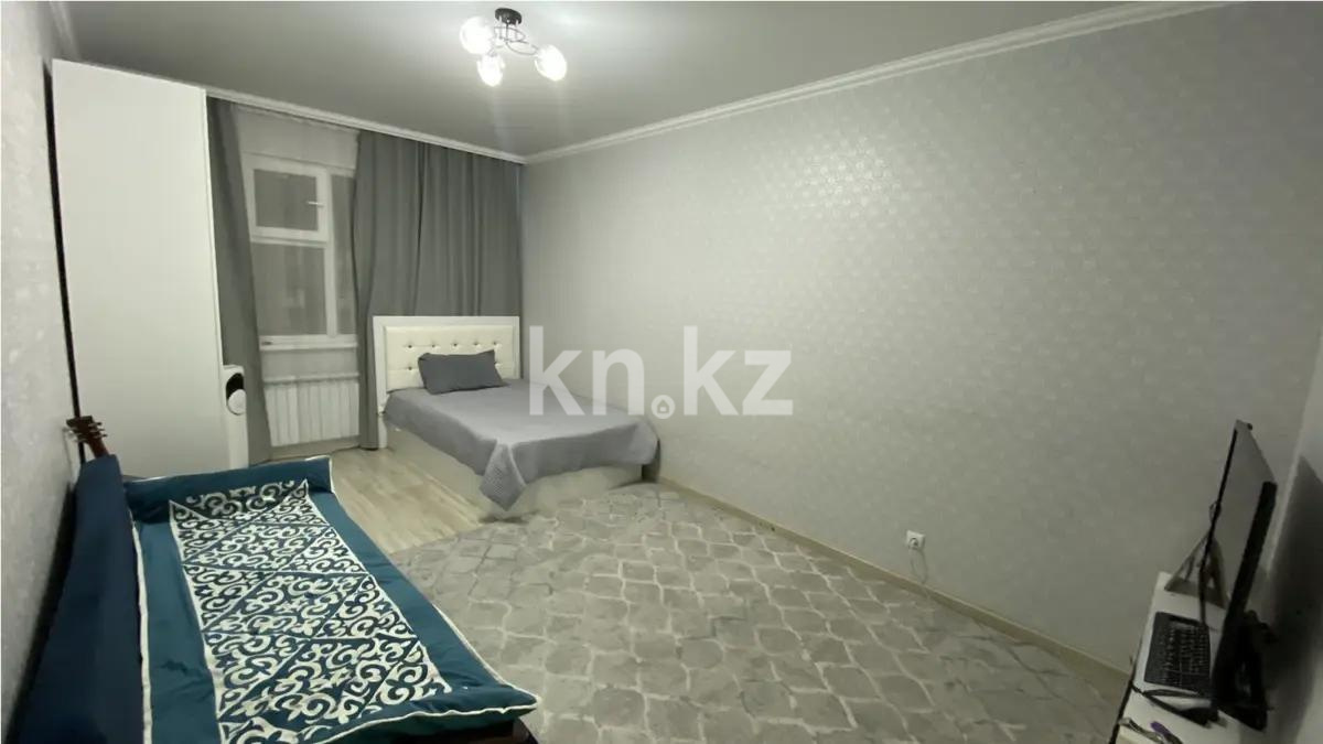Продажа 1-комнатной квартиры, 40 м², пр. Улы Дала, дом  82 в Астане
