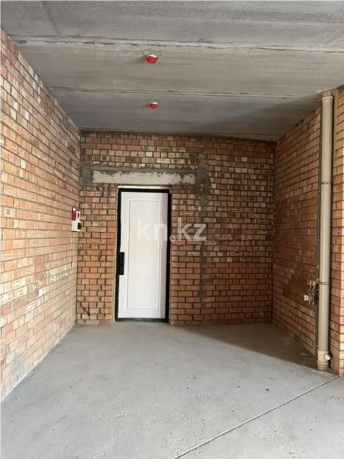 Продажа 4-комнатной квартиры, 129.3 м² в Астане - фото 4