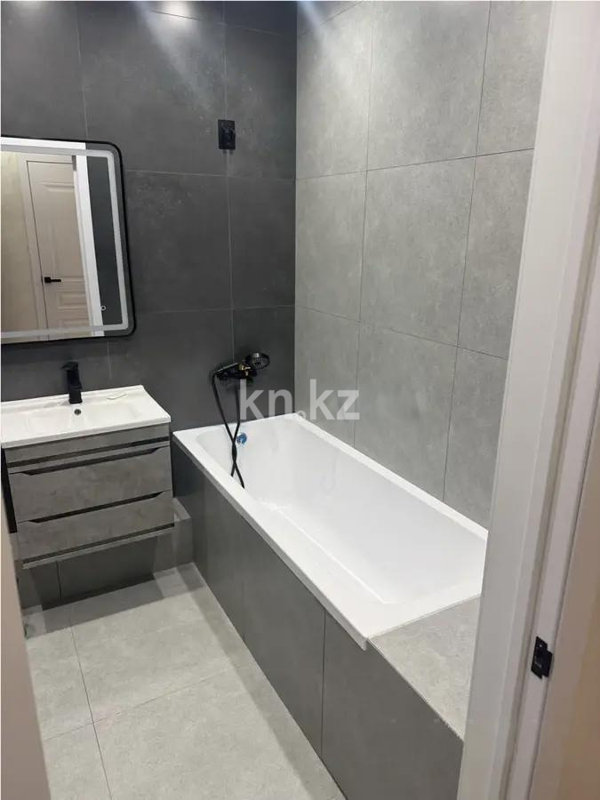 Продажа 2-комнатной квартиры, 68 м² в Алматы - фото 4