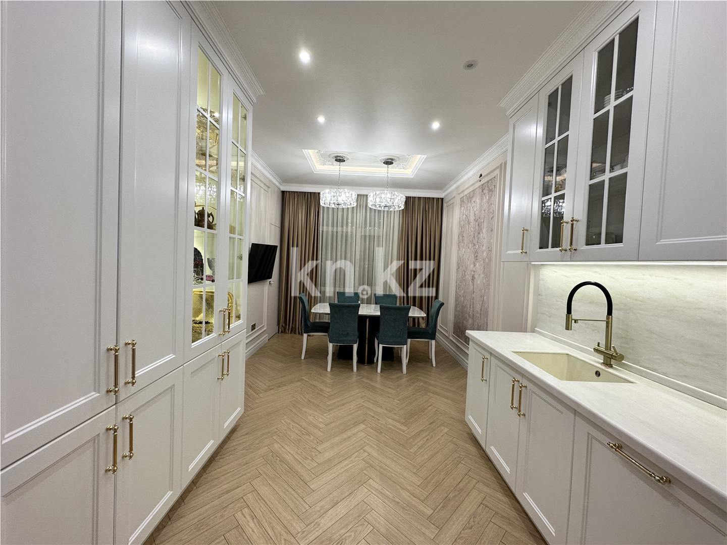 Продажа 3-комнатной квартиры, 115 м², мкр. Степной-2, дом  9/2 в Караганде - фото 11