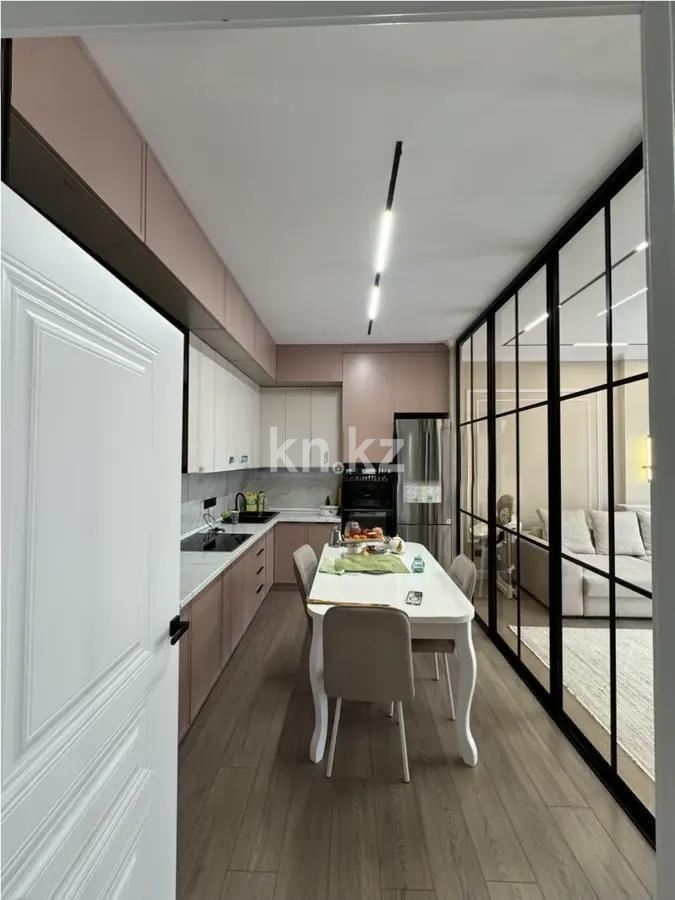 Продажа 2-комнатной квартиры, 77 м², ул. 23-я, дом  4 в Алматы - фото 3