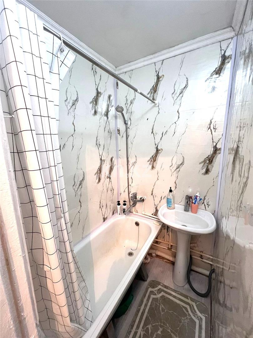 Продажа 1-комнатной квартиры, 30 м², ул. Язева в Караганде - фото 5