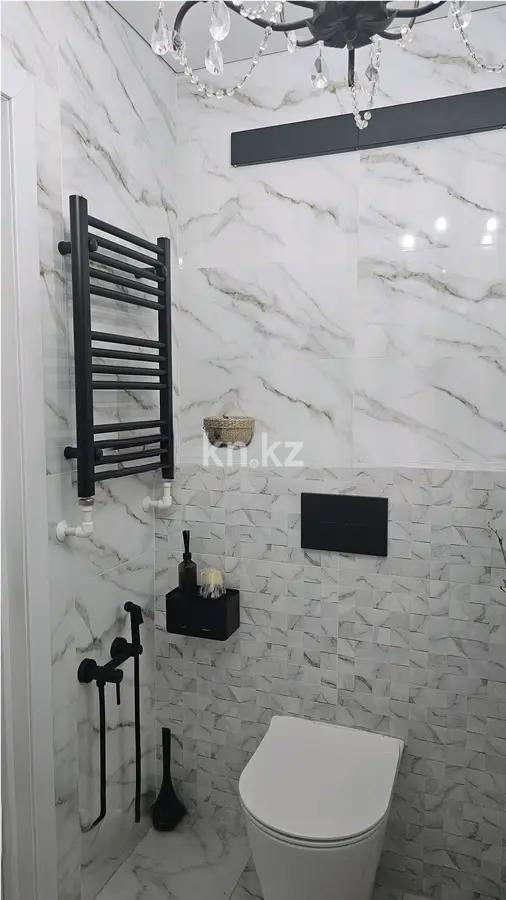 Продажа 2-комнатной квартиры, 53 м², ул. Ашимова, дом  28 в Караганде - фото 5