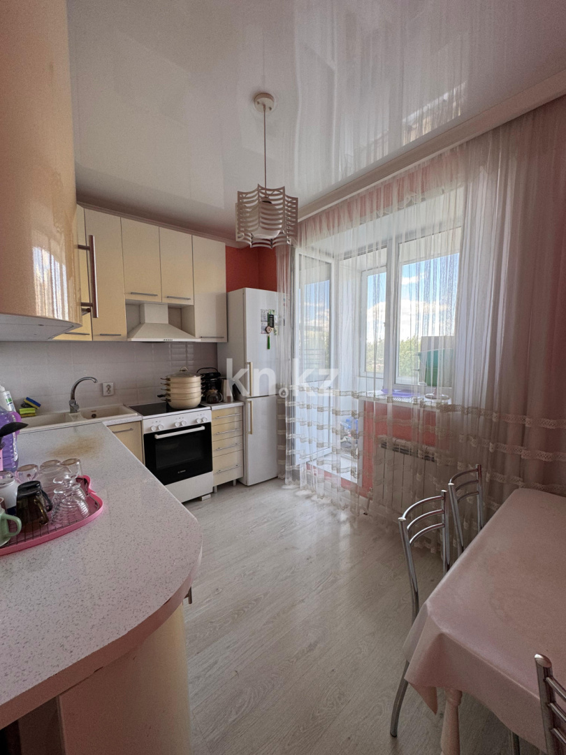 Продажа 2-комнатной квартиры, 56 м², ул. Сарыарка, дом  6 в Караганде - фото 9