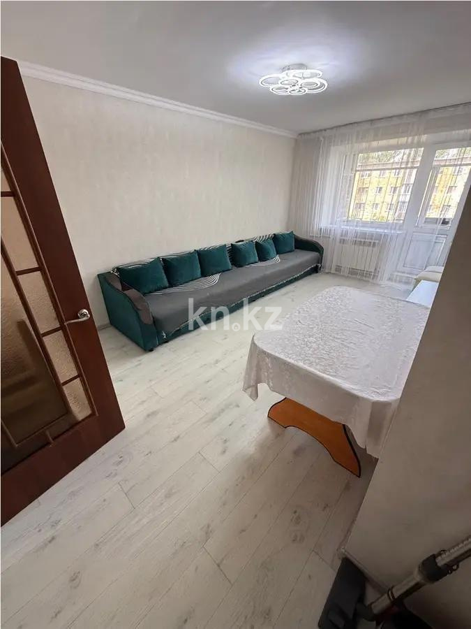 Продажа 3-комнатной квартиры, 58 м², 14-й мкр., дом  20 в Караганде
