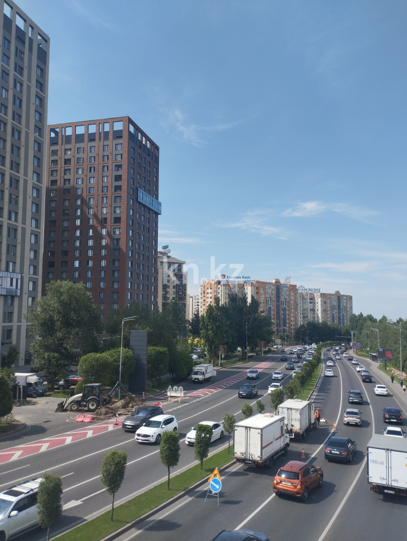 Аренда 2-комнатной квартиры, 50 м², ул. Ходжанова, дом  76 - пр. Аль-Фараби в Алматы - фото 36