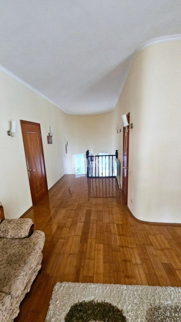 Продажа 7-комнатного дома, 379 м², мкр-н Самал-3 в Уральске - фото 10