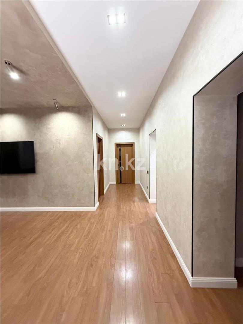 Продажа 3-комнатной квартиры, 110 м² в Караганде - фото 22