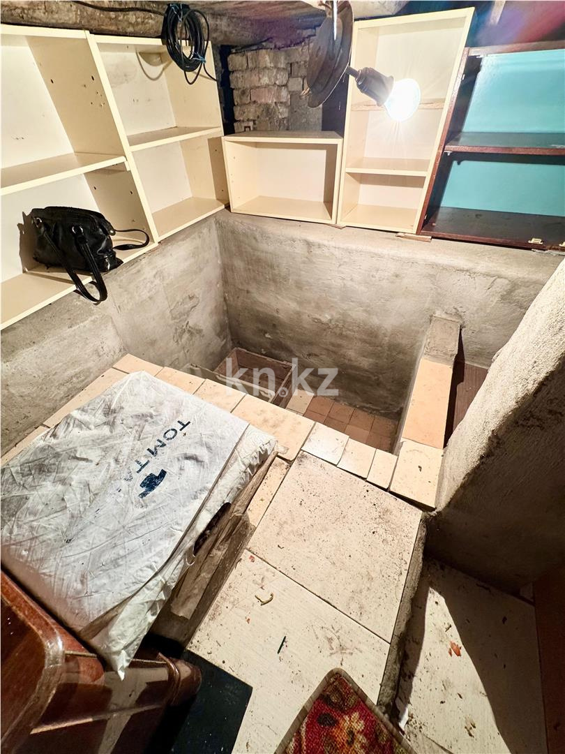 Продажа 3-комнатной квартиры, 76 м², ул. Медицинская, дом  68а в Караганде - фото 11