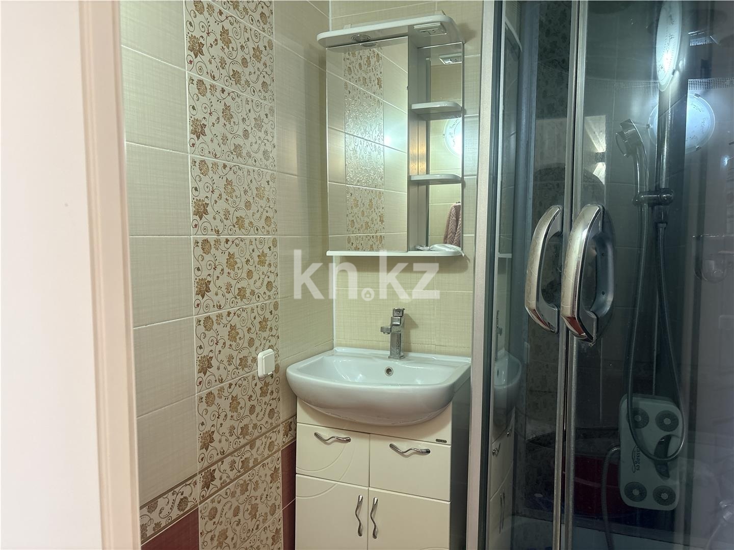Продажа 4-комнатной квартиры, 77 м² в Караганде - фото 27