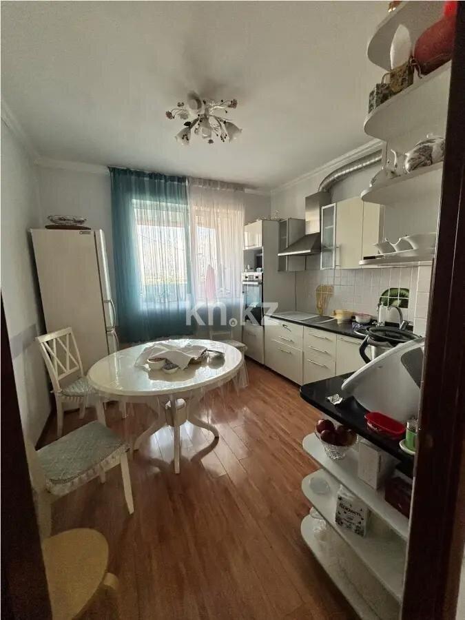 Продажа 2-комнатной квартиры, 76 м² в Алматы - фото 3