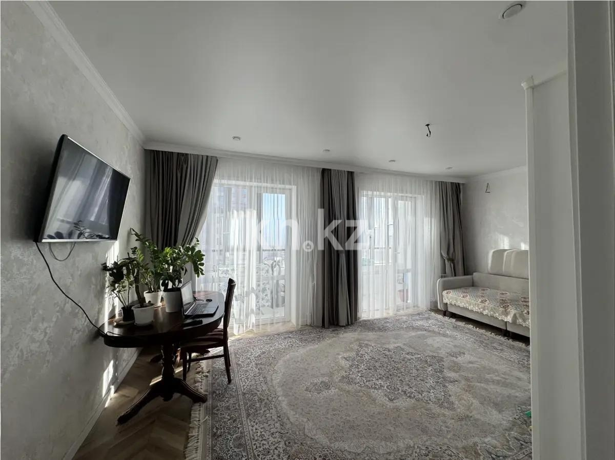 Продажа 4-комнатной квартиры, 130 м² в Караганде