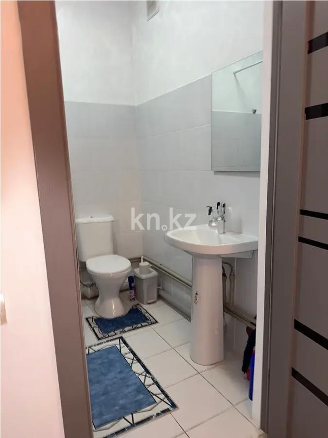 Продажа 2-комнатной квартиры, 66.1 м², мкр-н 13, дом  1 в Алматы - фото 4