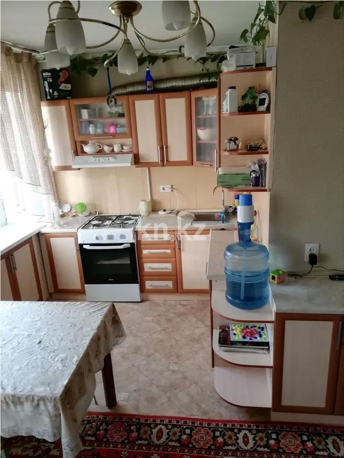 Продажа 3-комнатной квартиры, 54 м², ул. Ермекова, дом  45 в Караганде - фото 2