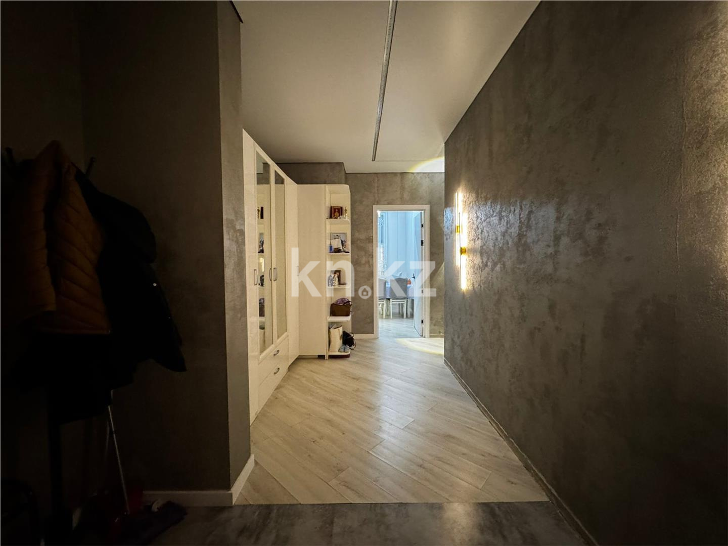 Продажа 2-комнатной квартиры, 65 м², ул. Асфендиярова в Астане - фото 8