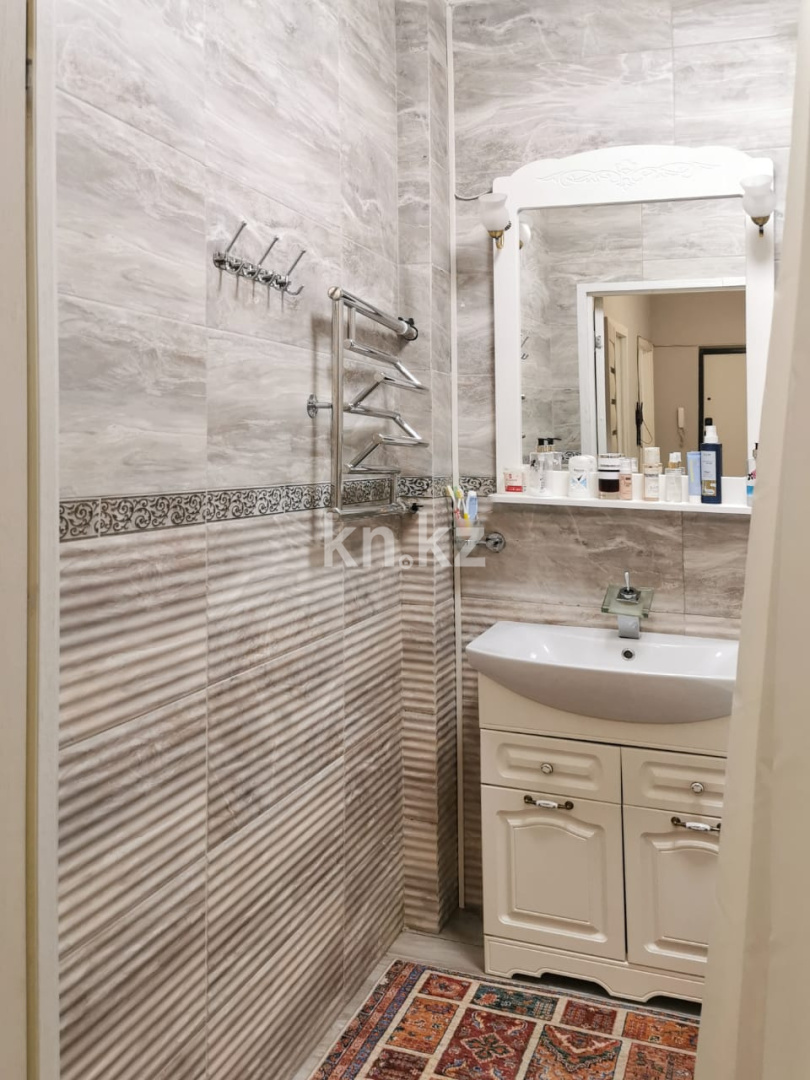 Продажа 2-комнатной квартиры, 64 м², Кокжиек в Алматы - фото 18